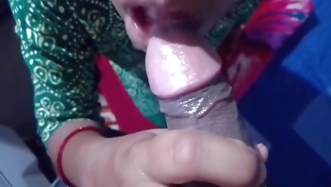 18 Sal Ki Ladki Land Ki Cycle Machine Le Rakhi Hai