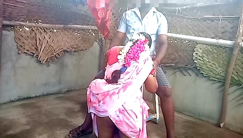 Indian Saree Aunty Very Hot Fuck In Young Boy