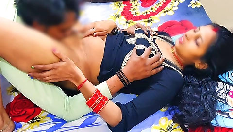 Stepsister-in-law Offered Sex To Stepbrother-in-law Stepbrother-in-law Also Became Happy And Had Sex With Stepsister-in-law When His Stepbrother Wa