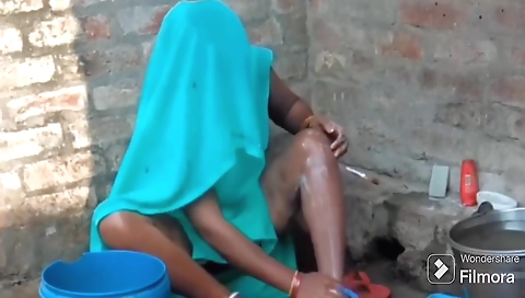 Desi Aunty Outdoor Bath