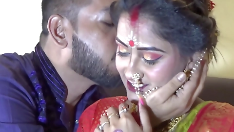 Indian Young Old Wife Night First Time Sex With Honey Moon