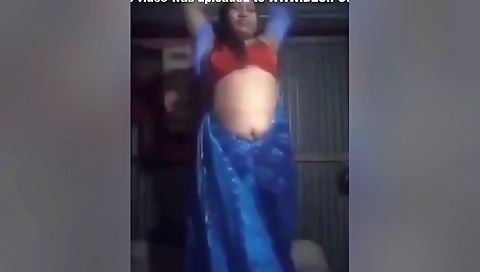 Today Exclusive-horny Village Bhabhi Shows Her Boobs