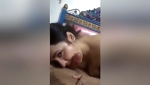 Paki Girl Sucking