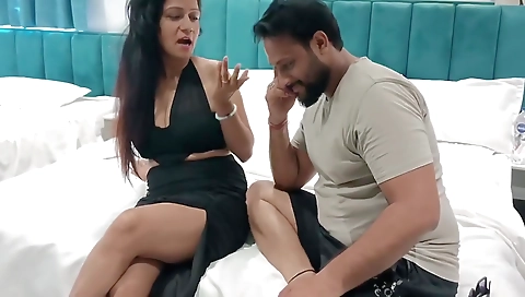 Business Karne Ke Bahane Ladke Ni Ki Khub Dabake Hot Ladki Ki Chudayi