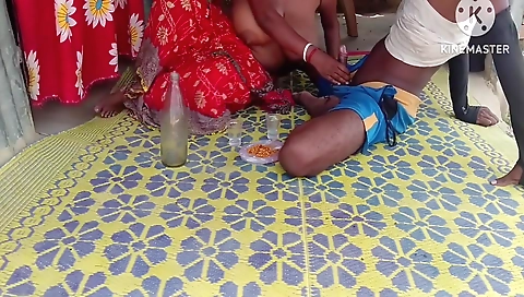 Desi Bhabhi Sharab Pee Kar Land Chusa