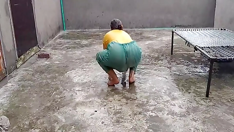 Pakistani Girl Enjoy The Rain