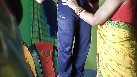 Nepali Porn Star - Indain Bauju Bigeko Putima Fuck Garyo Electrician Le Clear Hindi Audio
