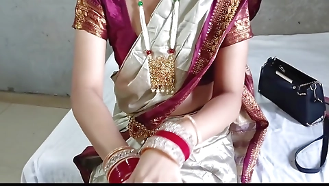 Viral Tamil Bhabhi Was Fucked By Her Husband When She Was Ready To Going Outside