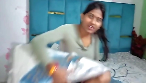 Pakistani Hindu Desi Local Village Teen 18+ Girl Outdoor Xxx Video, Indian Beautiful Village Girl Outdoor Sex Video - Village Outdoor