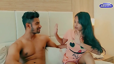 Hot Desi Beautiful Indian Girlfriend Having Hot And Romantic Sex