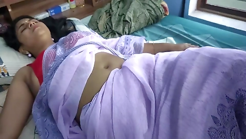 Saree And Bra Pussy Lick Romance By Vaishnavy And Mallu Hot Couple Romance, Pussy Lick Of Mallu Hot Girl, Indian - Sharun Raj