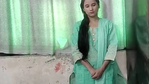 Makan Malik Kiraya Ke Badale Meri Chut Mari