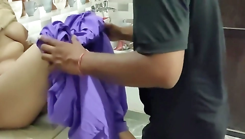 Punjabi Bhabhi Ki Tight Chut Me Pela Mota Lund (hindi Audio)