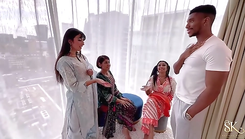 Sahara Knite, Yasmina Khan And Aaliyah Yasin In Bbc Meets Asian Triplethreat