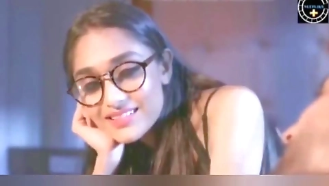 Hot Indian - Padhai Ke Bahane Ladki Ko Ghar Bula Ke Choda