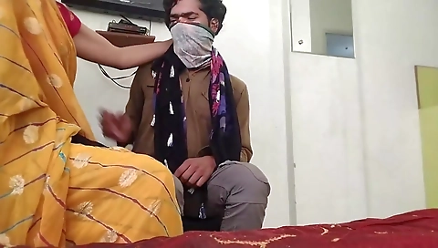 Indian Bhabhi Rough Pussy Fuck With Tv Electrician In Clear Hindi Voice