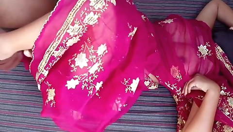 Saloni Bhabhi Ke Sath Boyfriend Ghar Me Bula Sex Fucking Hot Wife Filing 18 Year