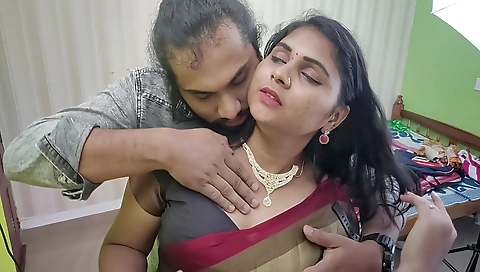 Bdsm Both Hand Tied And Blindfolded In Saree By Vaishnavy And Sharun Raj, Mallu Couple Hot Bdsm Ass And Boobs Kiss Romance With Sexy Wife