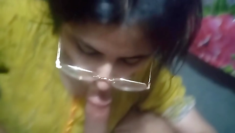 Bangladeshi Dasi teen 18+ Class Beautiful Girlfriend Sucking Krta Koi Aagya Full Hindi Urdu Audio