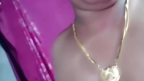 Desi Bouncing Bigboobs Puffy Nipples Pussy Clitoris Fingerings Deeply Dirty Talks - Bengali Boudi