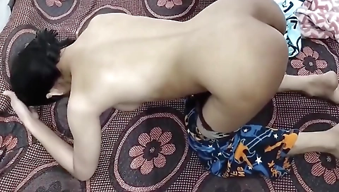 Naukar Ne Jabar Dasti Malik Ko Chod Kar Pregnant Kar Diya