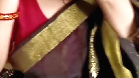 Lisa Bhabi Apne Boyfriend Ko Video Call Karke Btaya With Devar Bhabhi