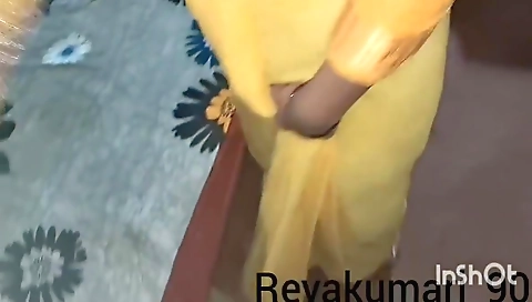 Debar Ne Bhabhai Ke Muho Me Dala Land