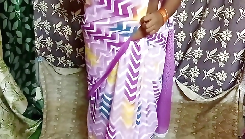 Tamil Desi Cheating Wife Shows Her Body On Video Call To Her Cheating Husband Who Is Working Abroad Without