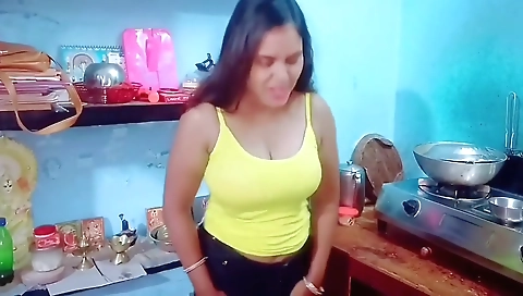 Beautiful Hot Stepmom, Xxx Hot Stepmom, Stepmom Stepson Xnxx, Dirty Talk Xxx Video Bangla Mms