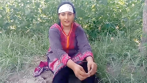 Desi Village Randi Girl Sex In Jungle Randi Girl Ko Choda Jungle Ma