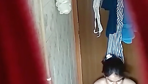 Desi Girl Bathing Video