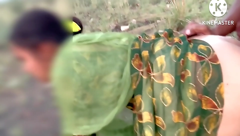 Hindi Sex In Village Bhabhi Fucked By Daver In Outdoor Jungle Xx Video, Desi Bhabhi Sex In Jungle Hindi Audio