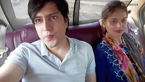 Horny Indian - Gets Fucked In Car