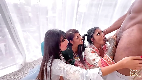 Yasmina Khan, Sahara Knite And Aaliyah Yasin In Bbc Meets Asian Triplethreat