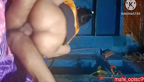 Jija Ne Land Hila Ke Saali Ke Muh Mein Nikala Pani Chudai Ki Saali Ki Ki