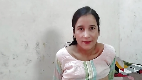 Desi Gaao Ki Larki Ko Paise Dekar Jabar Dasti Pela