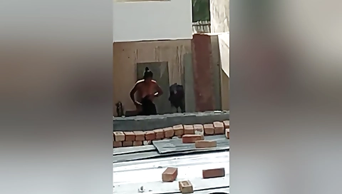 Exclusive- Desi Bhabhi Out Door Bathing Record By