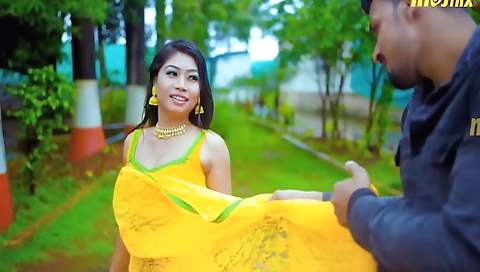 Ki Chudai Barish Ke Mausam Me Desi Style Me Chudai Kiya With Savita Bhabhi