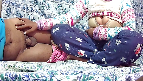 Indian Up Stepmom And Stepson Sex Xnxx 3975
