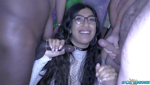 Horny Babes Adores Sharing Cocks And Cum