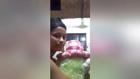 Desi Shy Girl Shows Her Boobs On Vc 1
